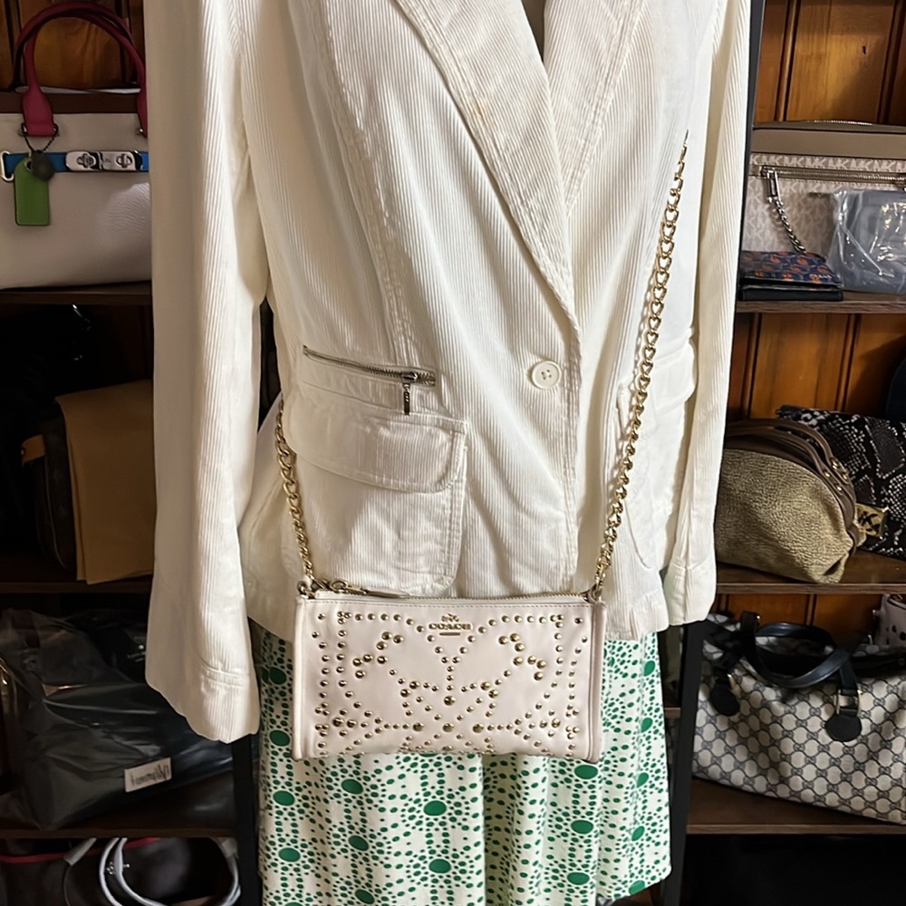 Coach stud Rivet Cream-Gold Leather crossbody purse. In GUC - Picture 11 of 16